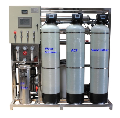 O sistema da osmose reversa 1000L/H remove a ligação e o cálcio de Flouride do ferro do manganês de sal